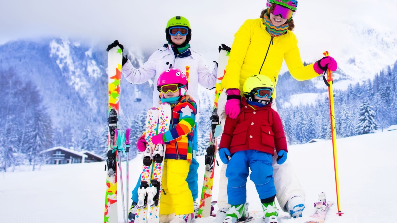 Family with winter sports eyewear